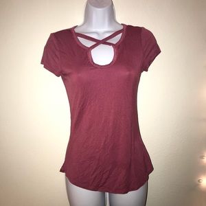 Pink T-shirt with crisscross front